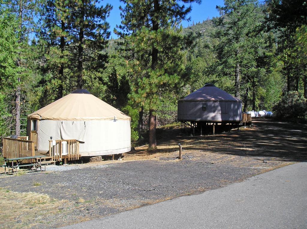 Yosemite Lakes Hillside Yurt 1 Harden Flat Exterior photo